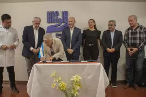 Firman compromisos de gestin para fortalecer la salud renal