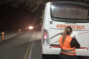 Secuestran un colectivo porque el conductor no llevaba licencia de conducir