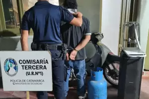 Lo atraparon con todo lo robado y qued detenido