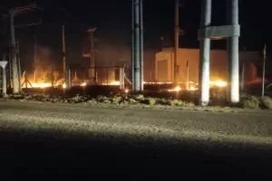 Explotaron transformadores y media ciudad Capital se qued sin luz