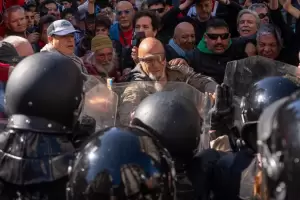 Incidentes en la nueva marcha de jubilados frente al Congreso