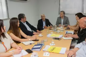 Arellano se reuni con legisladores locales por la marcha universitaria
