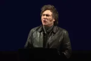 Con insultos a los medios y crticas a la oposicin, Milei lanz LLA a nivel nacional