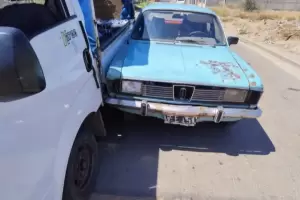 Conduca en estado de ebriedad y choc contra un camin estacionado