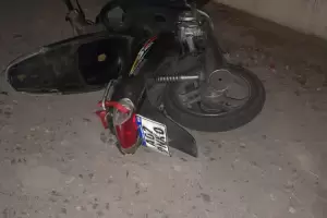 Otro derrape y van: una persona lesionada