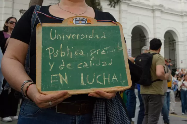 marcha unca octubre