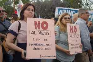 As fue la marcha en contra del veto del financiamiento universitario en Catamarca