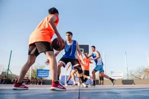 Torneo 3x3 de Bsquet y Batalla de Rap en el Parque Lineal