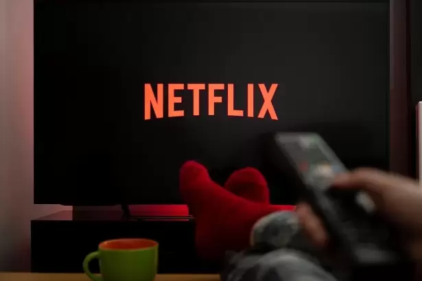El thriller e seis episodios que sacude audiencias y se convierte en furor en Netflix