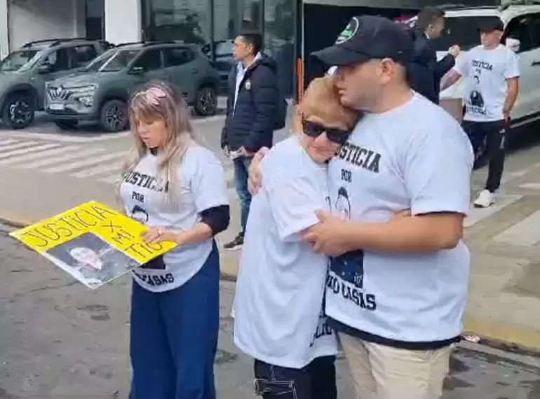 Madre de Julio Casas y familiares