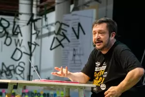 Casciari cautiv al pblico con sus cuentos en la Feria del Libro