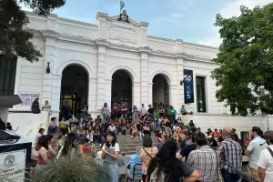 Toma de la UNCA, en asamblea este lunes se define la continuidad de la medida