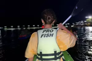 Verano en la Capital: Kayak bajo la luna llena en El Jumeal