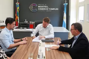 Industria y FOGACAT para facilitar el acceso a financiamiento de MiPyMEs