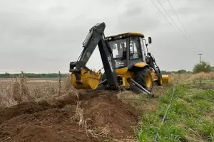 Avanza la obra de caera troncal de agua potable en San Nicols