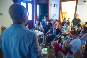 Con el planeamiento del rea Gran Catamarca, se desarroll otra charla de "Mircoles Modernos"