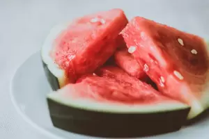 C�mo saber si una sand�a est� buena: se�ales para elegir una fruta bien dulce y firme