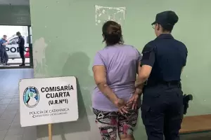 Una mujer en situacin de calle se manifest en la casa del Gobernador, pero termin aprehendida