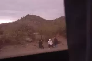 Pasajeros varados en Mutqun: al colectivo se le cortaron los frenos