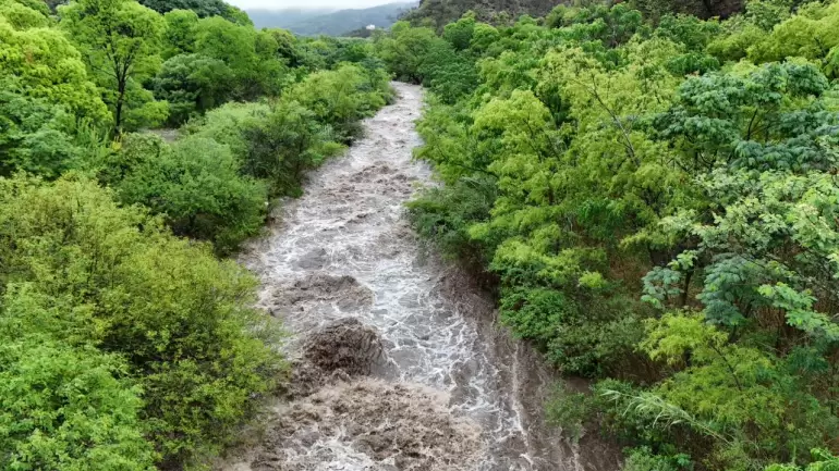 Rio El Tala crecido