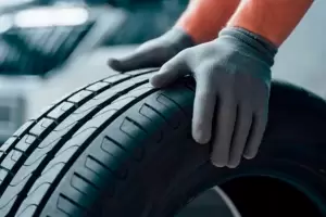 La mayora las pasa por alto: las cinco claves para que las cubiertas de tu auto duren mucho ms