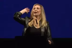 Desde el oficialismo aseguran que Karina Milei debera enfrentar a Cristina Kirchner en PBA