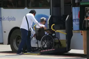 Nueva cautelar por el acceso gratuito de personas con discapacidad al transporte