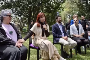 Cristina Kirchner reapareci� con un mensaje en defensa de la educaci�n p�blica y nuevas cr�ticas a Milei