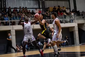 Gran triunfo de Montmartre sobre Jujuy Bsquet