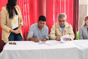 Firma de convenio para la implementacin de un Centro de Emisin de Licencias en Fiambal