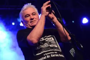 Falleci el "Chino" Zambrano, cantante de Oasis