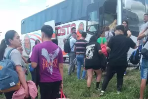 Otra vez pasajeros de la empresa 25 de Agosto quedaron varados
