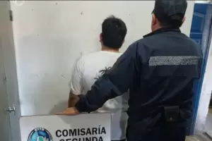 Aprehenden a un arrebatador y recuperan lo robado