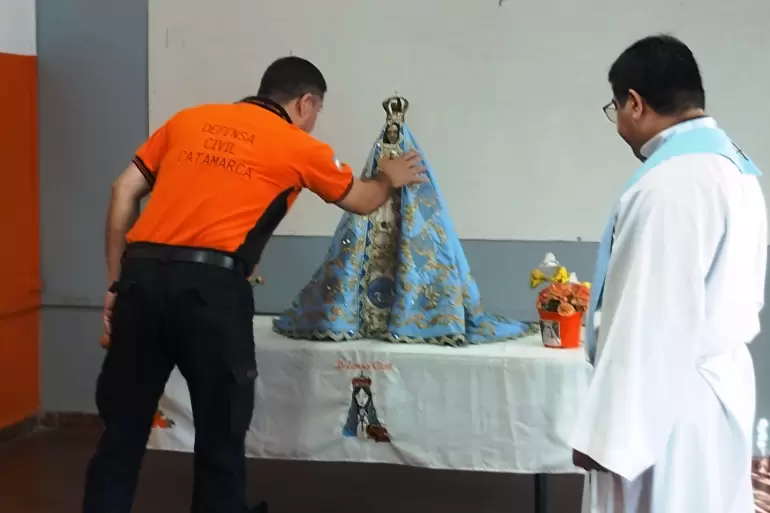 virgen defensa civil