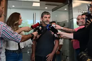 El Gobierno y los gremios de Aerolneas  seguirn discutiendo salarios, pero no habr medidas de fuerza