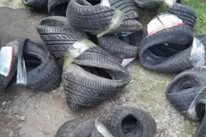 Secuestraron cubiertas de autos en Pacln