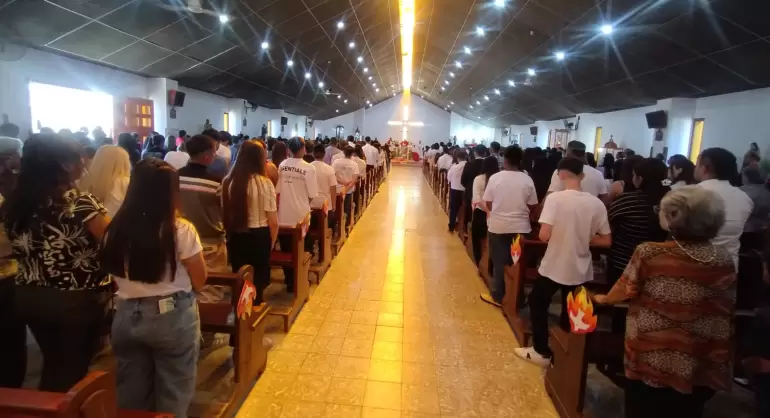 M�s de 100 adolescentes y adultos fueron confirmados en la fe