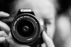 Cunto gana un fotgrafo en argentina 2024?