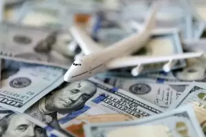 Turismo: cul es el dlar ms conveniente para pagar los gastos en el exterior?