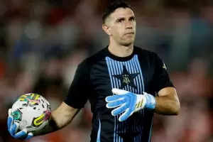 El crtico posteo del Dibu Martnez tras la cada de Argentina ante Paraguay