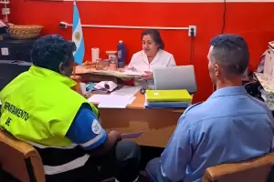 Coordinan ordenamiento vial a la salida de las escuelas en Fiambal