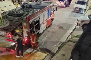 Bomberos lograron sofocar un incendio en una vivienda