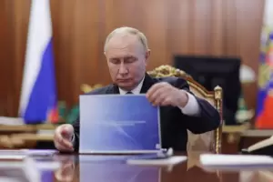 Putin firm un decreto que autoriza el uso de armas nucleares