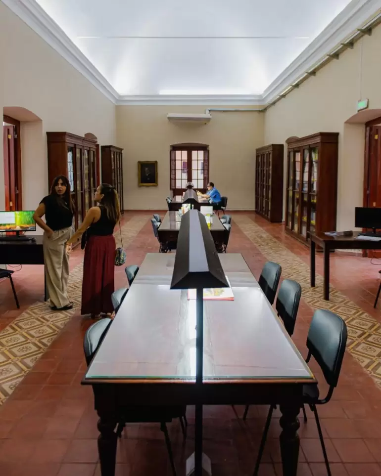 biblioteca-julio herrera