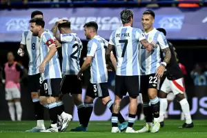 La seleccin argentina venci 2-0 a la Sub 20 en un amistoso a beneficio de Baha Blanca