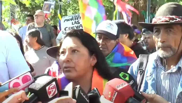 Mabel Gutirrez, cacique Laguna Blanca