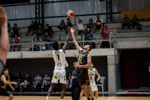 Montmartre ser local ante el lder Independiente