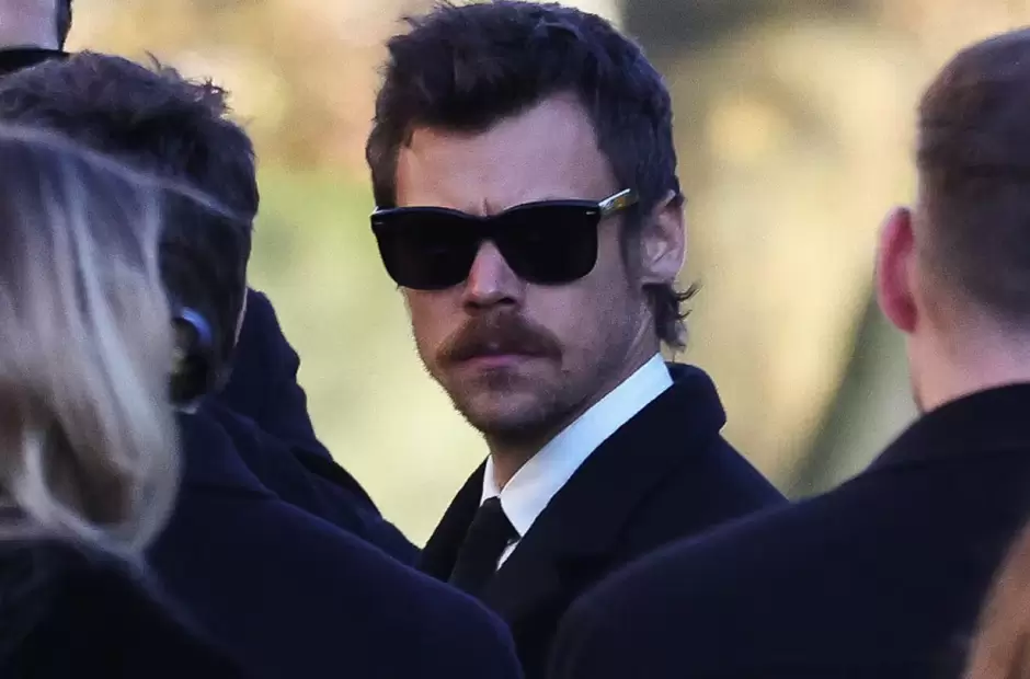 Harry Styles en el funeral de su excompaero