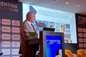 Dusso particip en la 3ra Cumbre del Litio