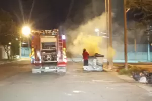 Incendiaron un contenedor de basura